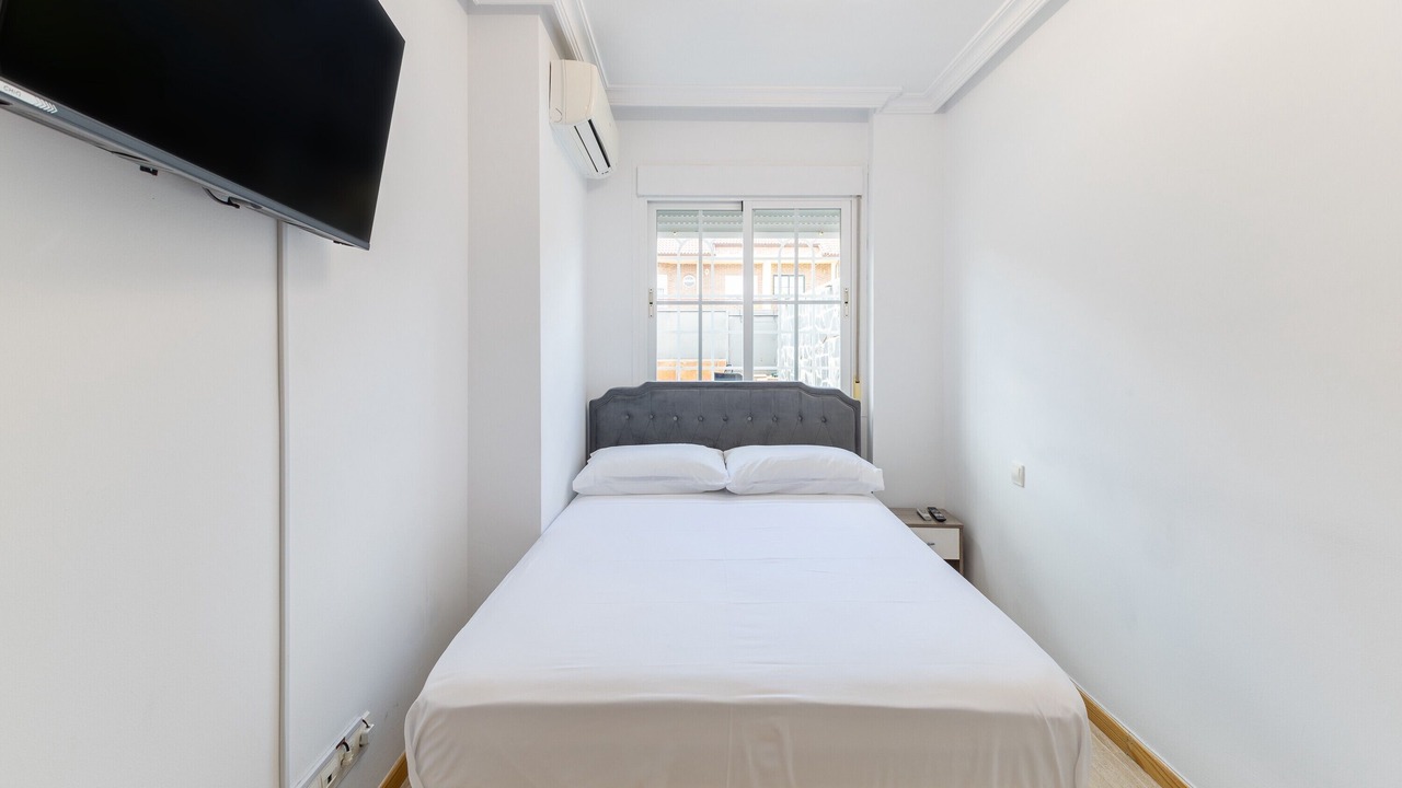 Photo of Bedroom in Loeches