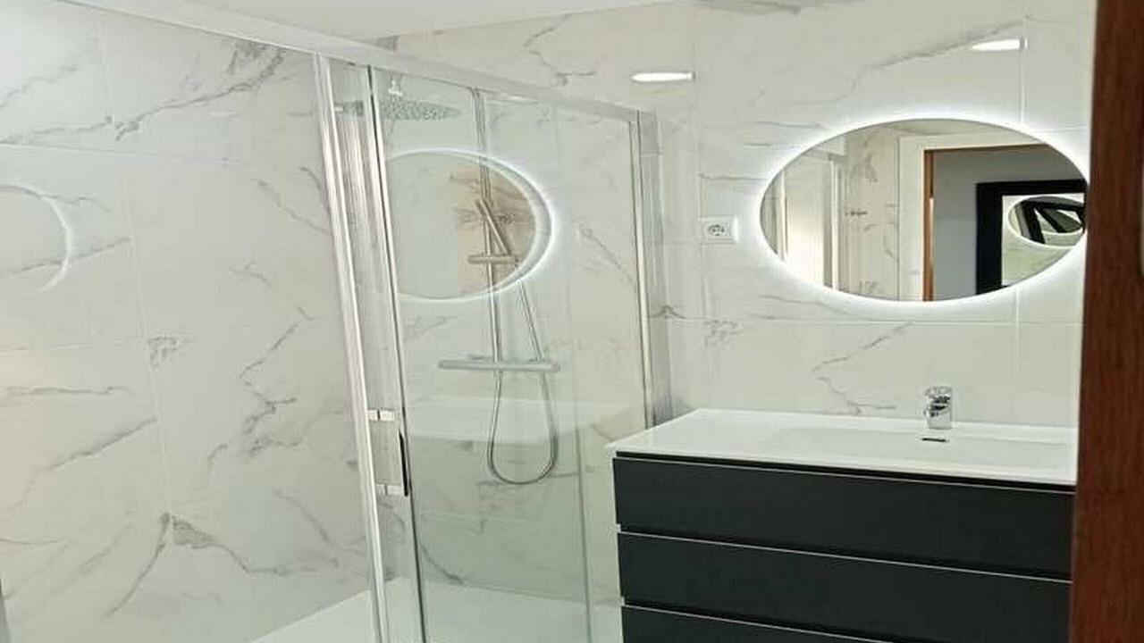 Photo of Bathroom in Jeronimo y Avileses y Balsicas de Arriba