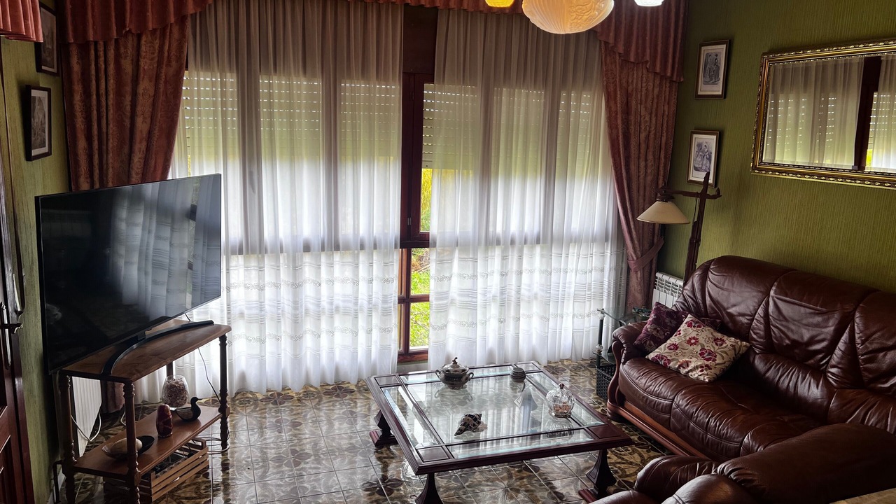 Photo of Livingroom in Fazouro