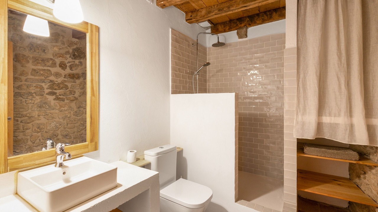 Photo of Bathroom in Ogassa