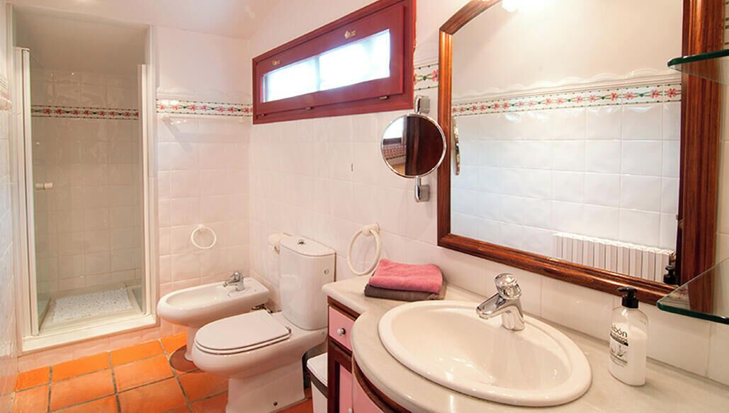 Photo of Bathroom in La Llacuna