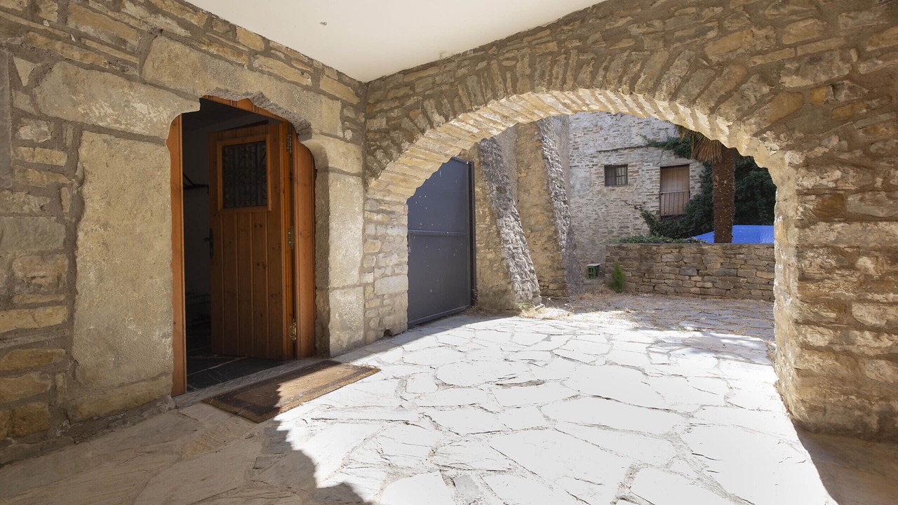 Photo of Outdoor in Araguas del Solano