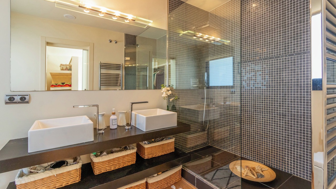 Photo of Bathroom in Mont-Ras