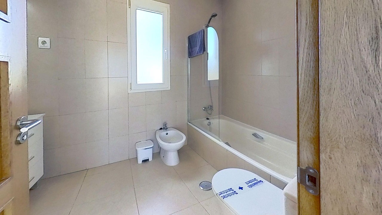 Photo of Bathroom in Roldan