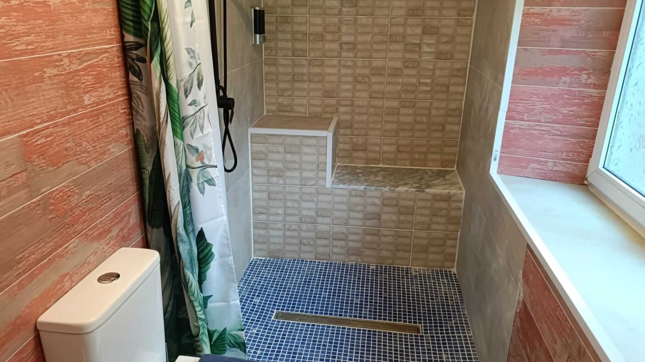 Photo of Bathroom in Puente Nuevo