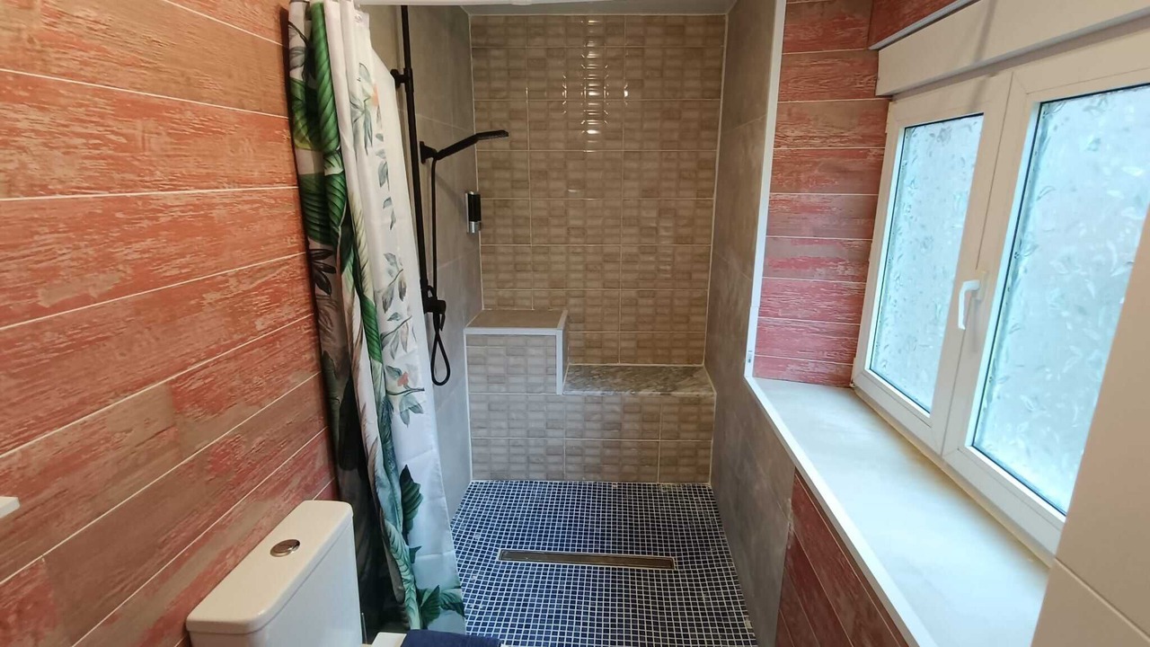 Photo of Bathroom in Puente Nuevo