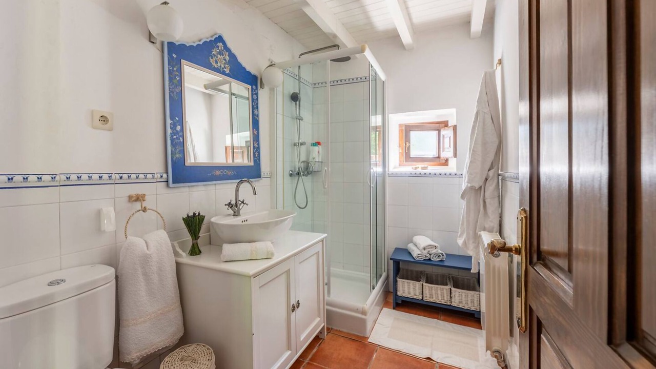 Photo of Bathroom in Llamigo