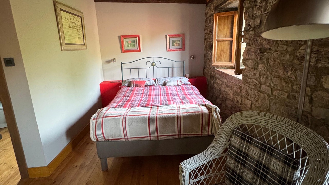 Photo of Bedroom in Cuevas de Vinayo