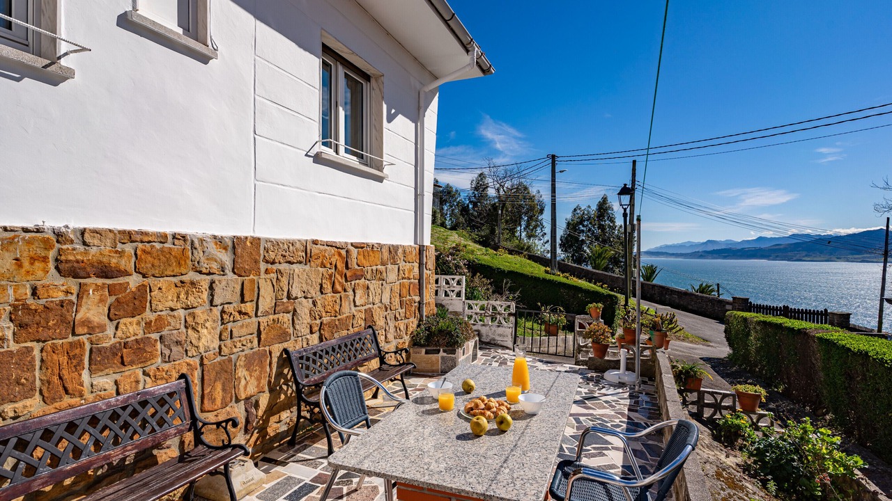 Photo of Outdoor in Lastres