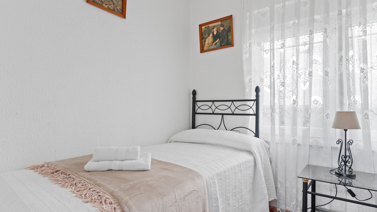 Photo of Bedroom in Lastres