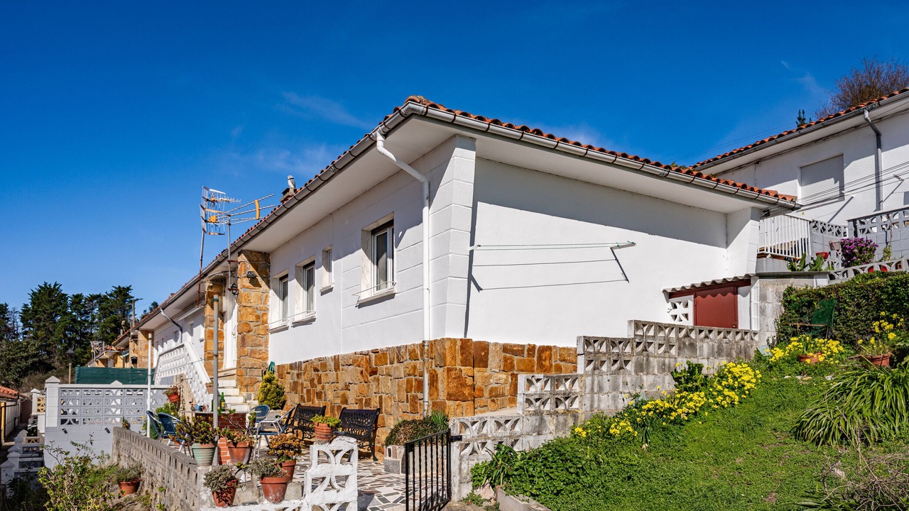 Photo of Outdoor in Lastres