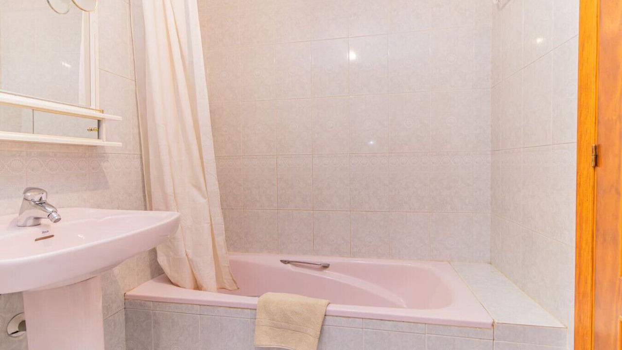 Photo of Bathroom in Fiscal