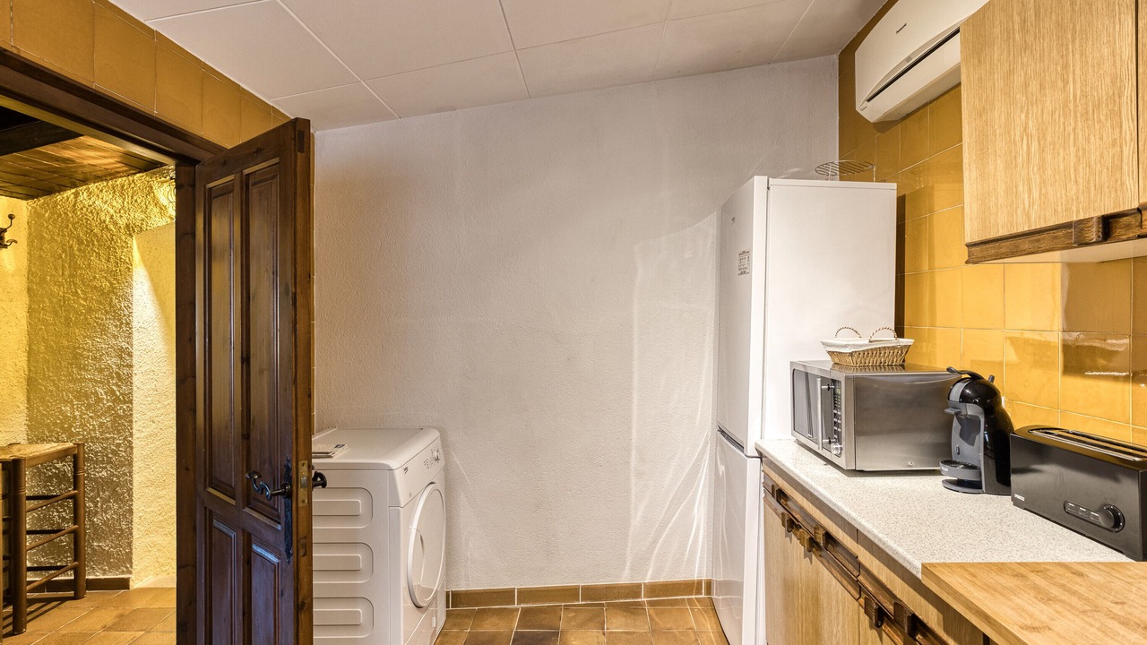 Photo of Kitchen in Peratallada