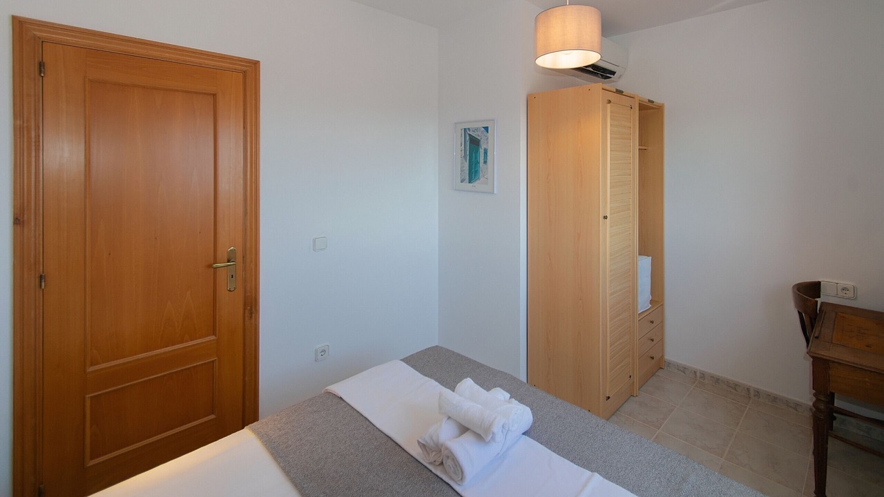 Photo of Bedroom in Palau-Saverdera