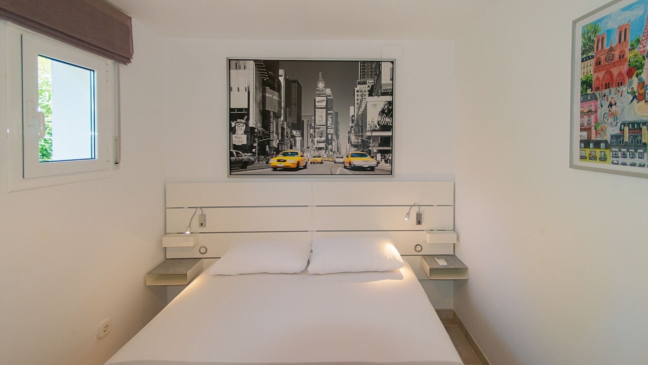 Photo of Bedroom in Palau-Saverdera