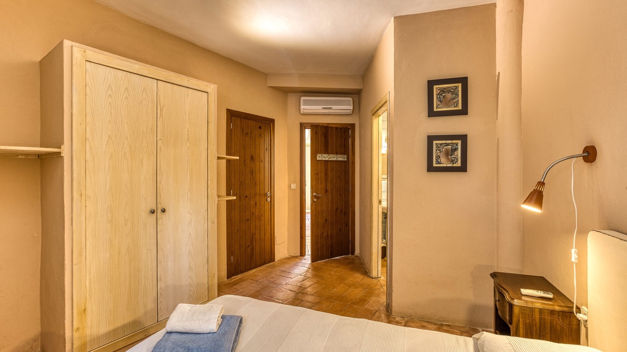Photo of Bedroom in Borrassa