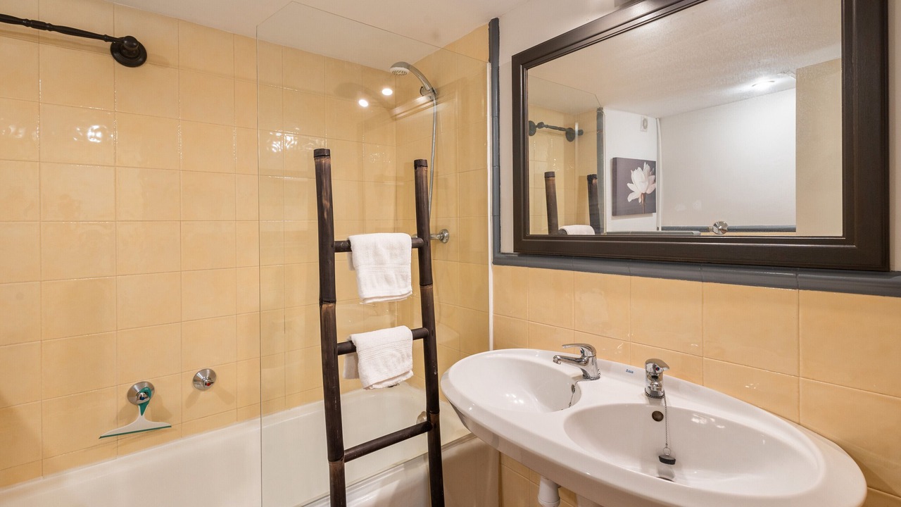 Photo of Bathroom in Alp
