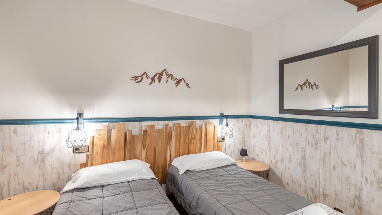 Photo of Bedroom in Alp