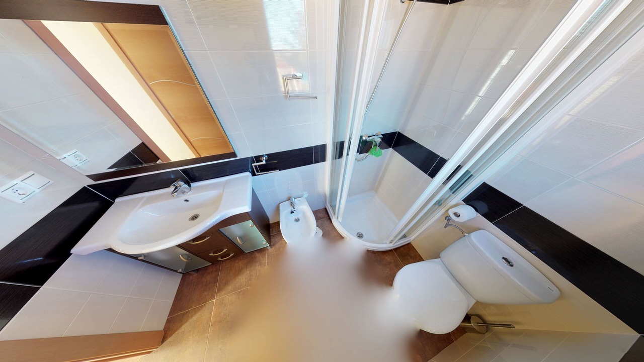 Photo of Bathroom in San Pedro de Latarce