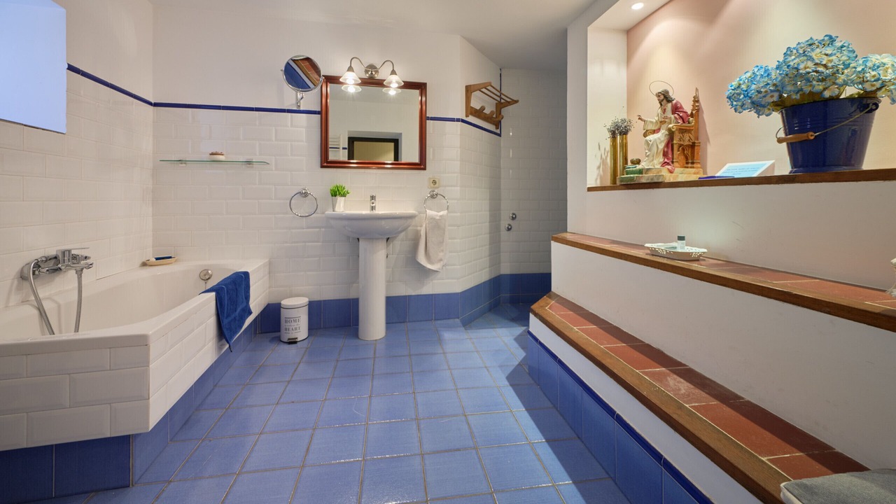 Photo of Bathroom in Villabuena de Alava