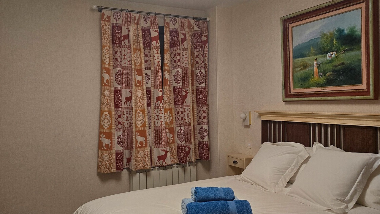 Photo of Bedroom in Badaguas