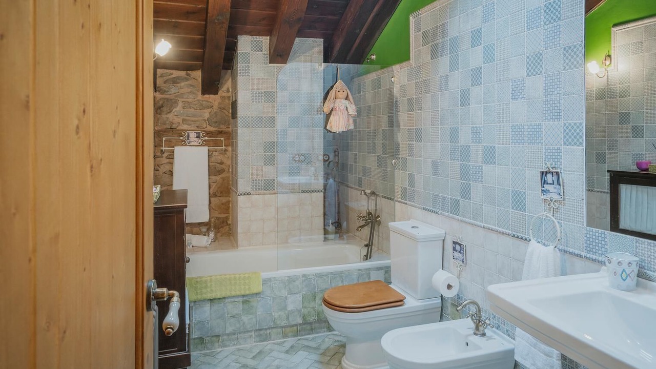 Photo of Bathroom in Pineda de la Sierra