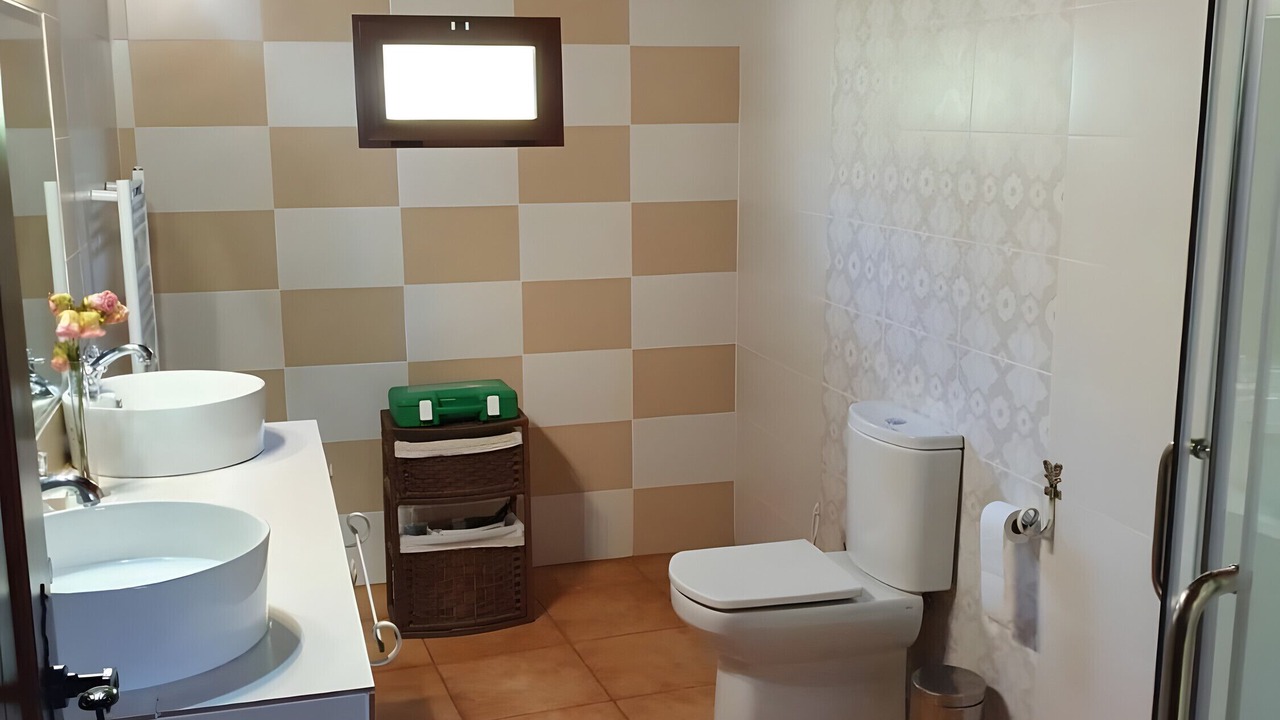 Photo of Bathroom in Iznatoraf