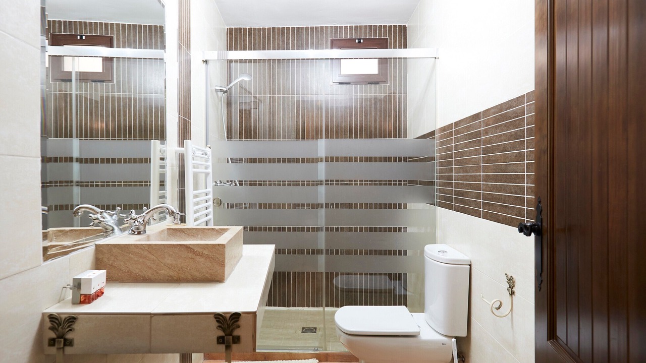 Photo of Bathroom in Iznatoraf