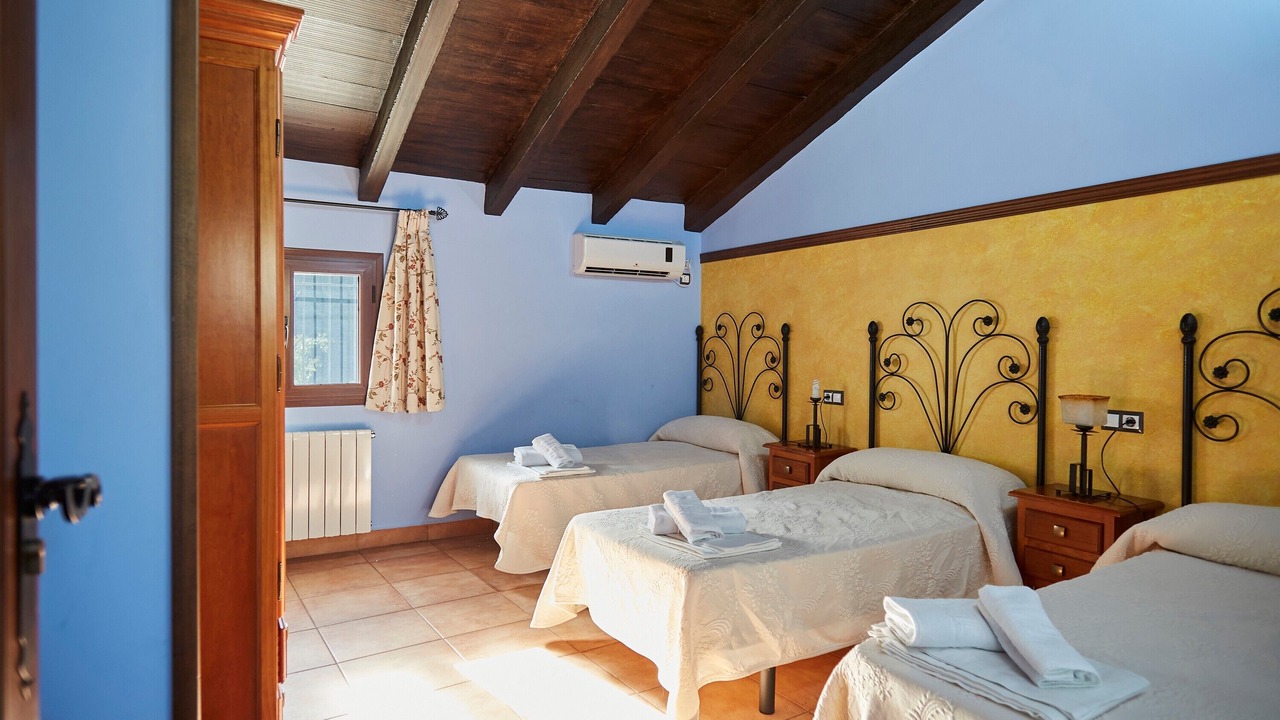 Photo of Bedroom in Iznatoraf