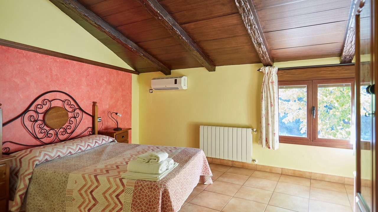 Photo of Bedroom in Iznatoraf