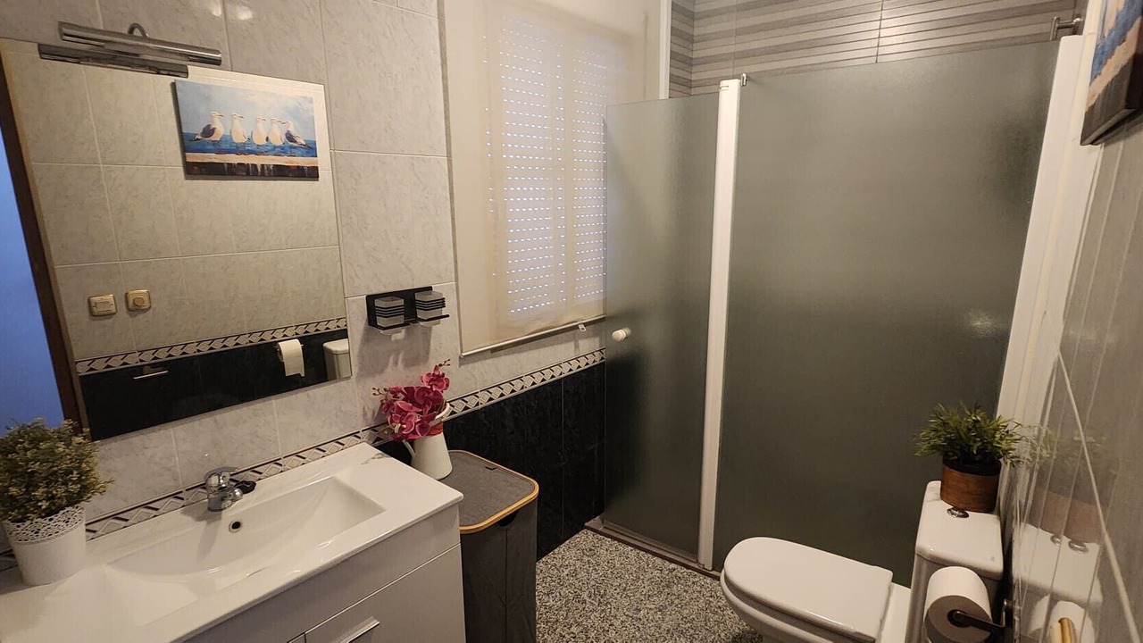 Photo of Bathroom in Rute