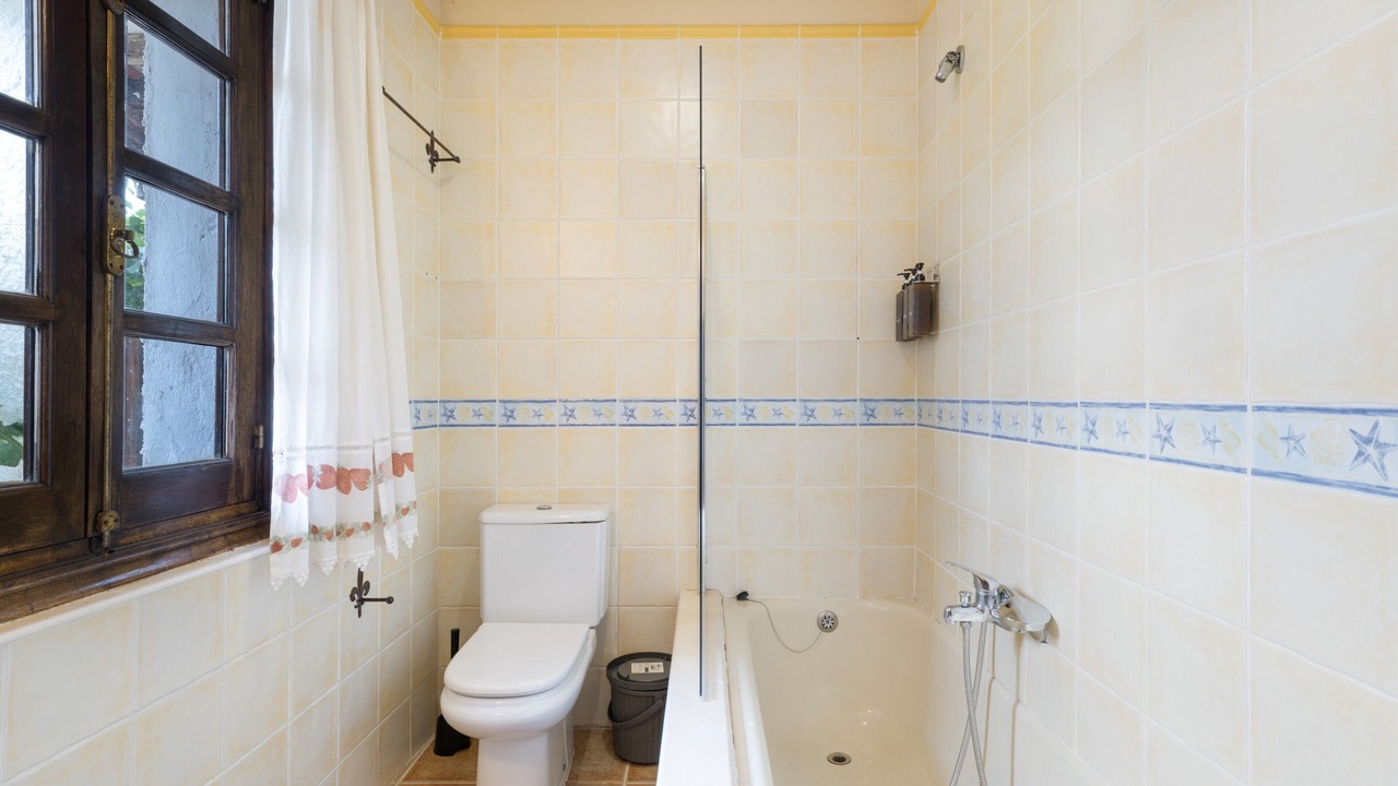 Photo of Bathroom in Cambre