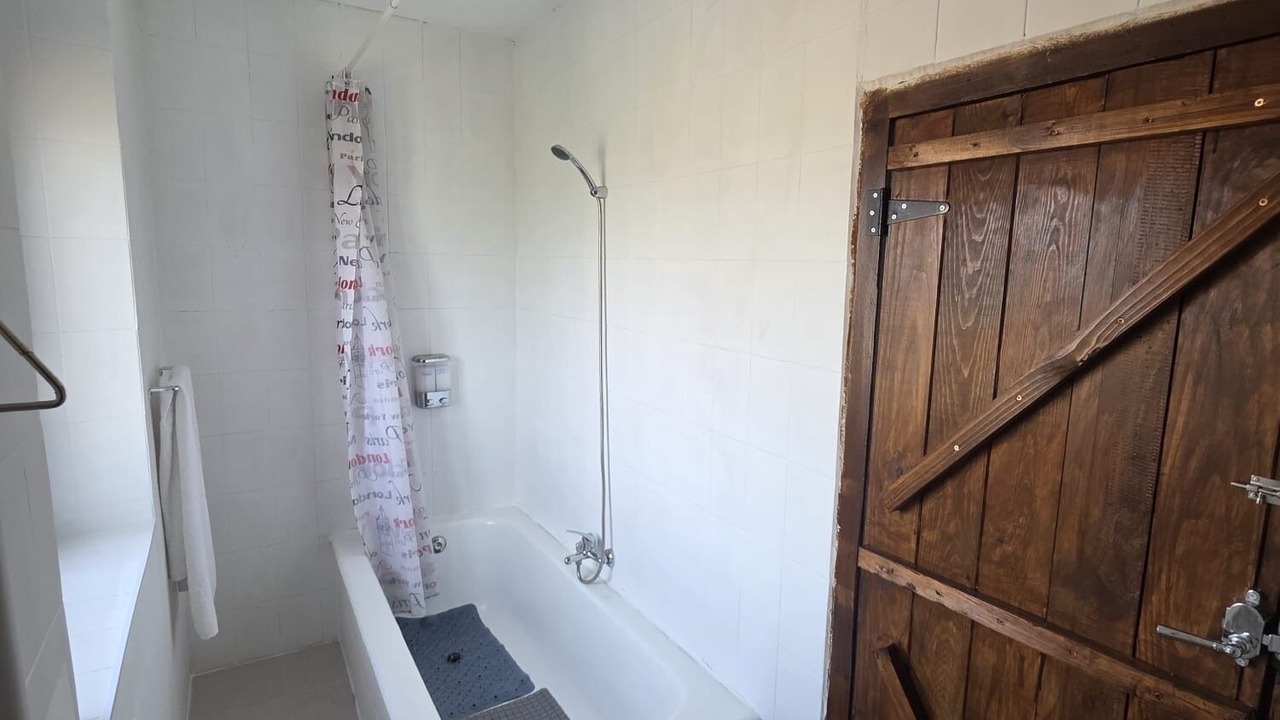 Photo of Bathroom in Cantejeira