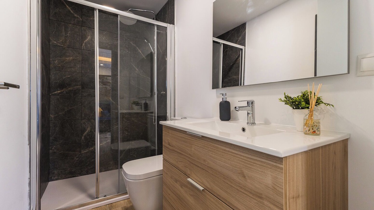 Photo of Bathroom in Torrent