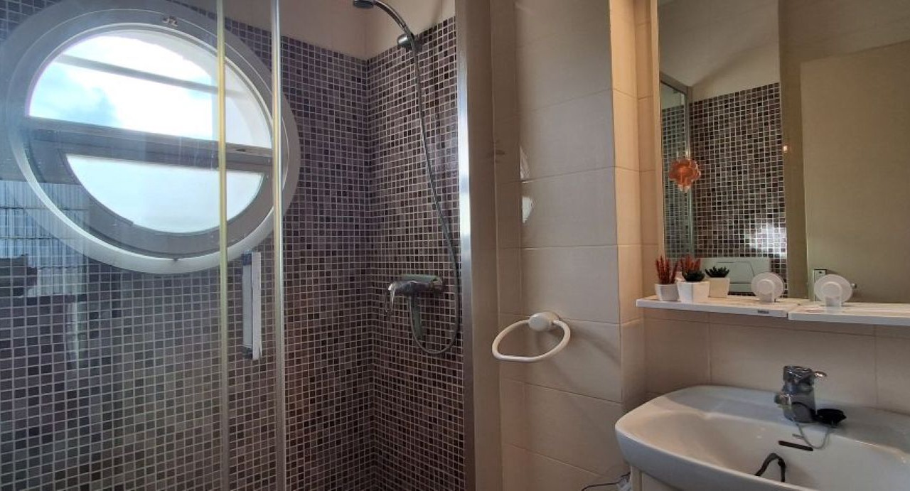 Photo of Bathroom in Calafat