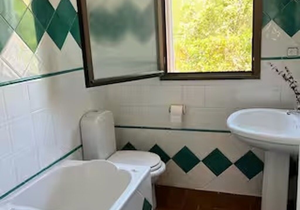 Photo of Bathroom in Les Cases d'Alcanar