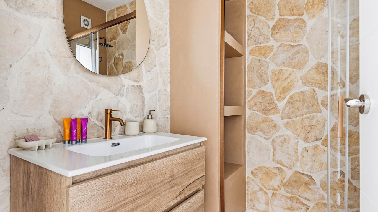 Photo of Bathroom in Cala en Porter