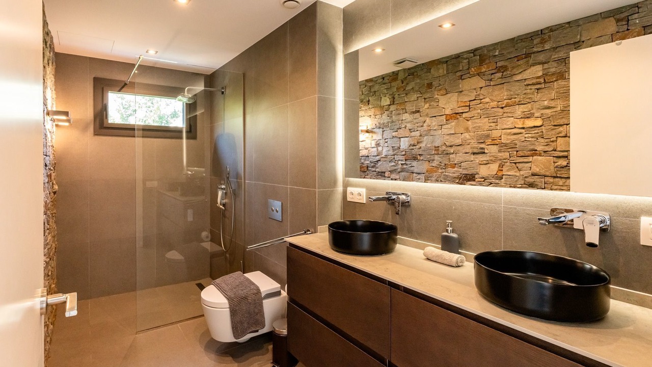 Photo of Bathroom in Canyelles