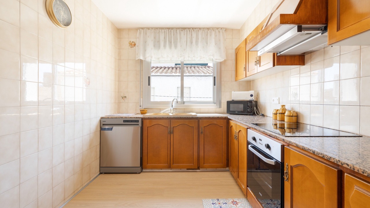 Photo of Kitchen in Tivenys
