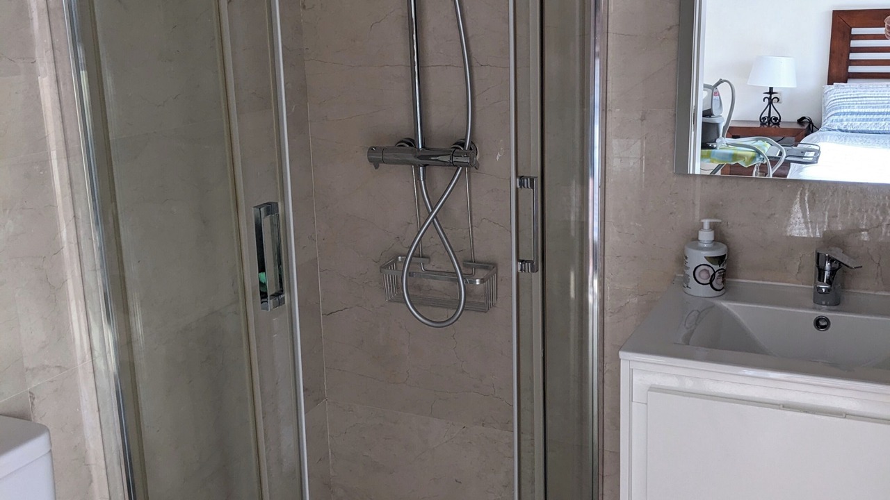 Photo of Bathroom in Roda