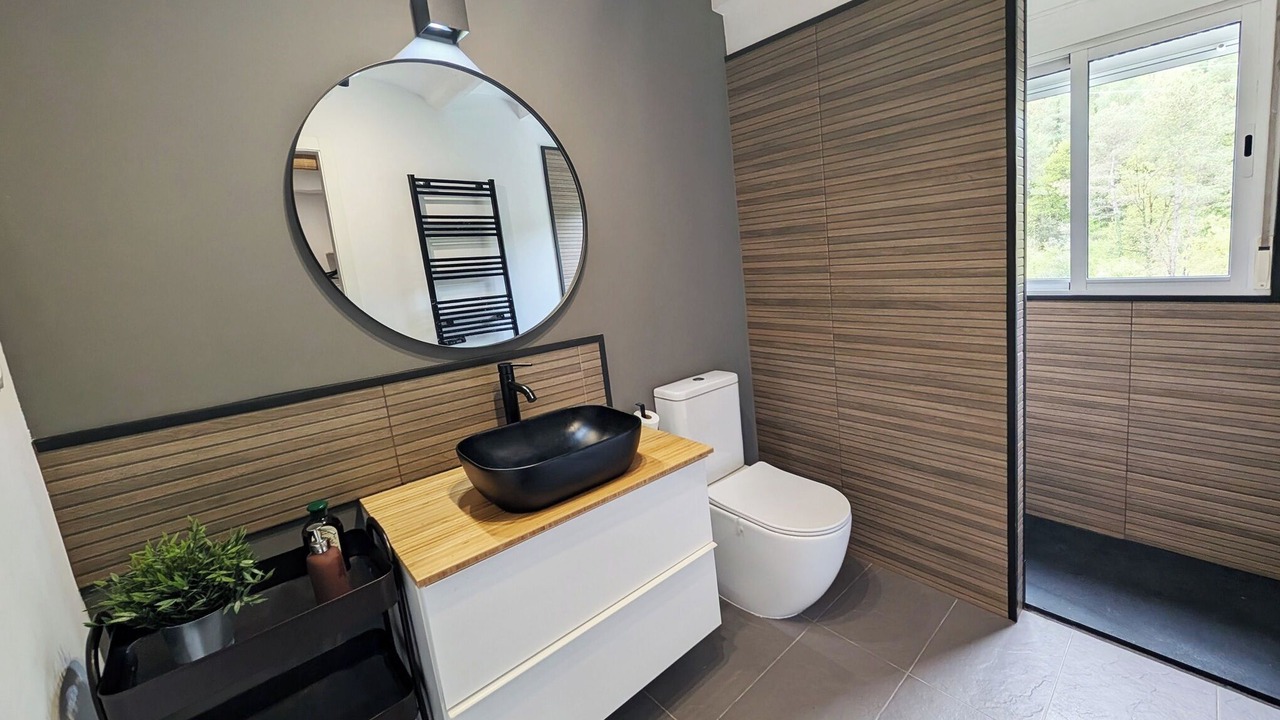 Photo of Bathroom in Avia