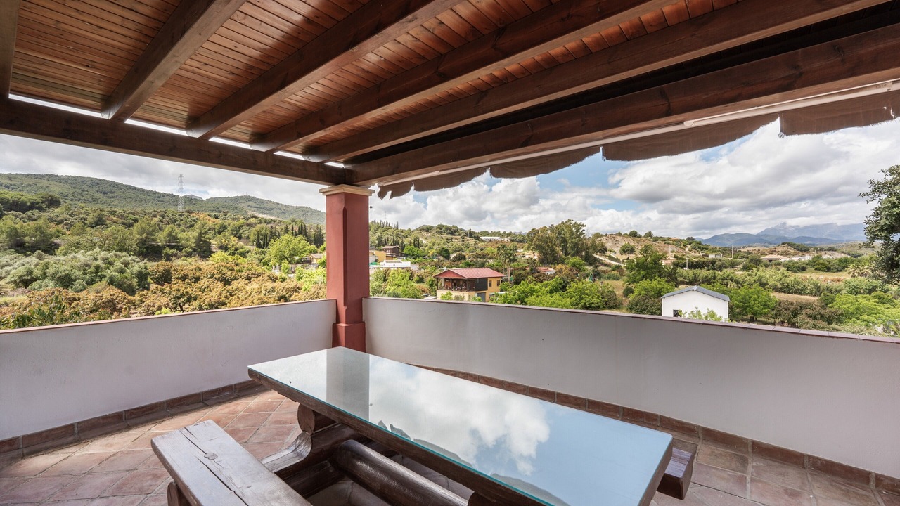 Photo of Outdoor in Coin