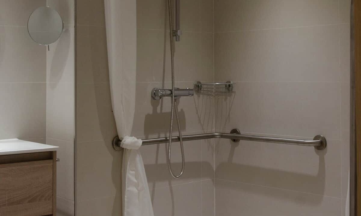 Photo of Bathroom in La Puebla de Castro