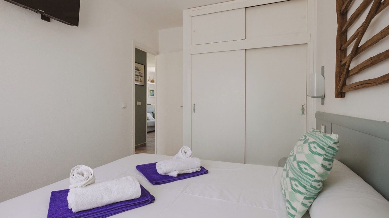 Photo of Bedroom in Cala Blanca