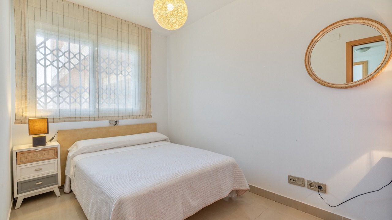 Photo of Bedroom in Deltebre