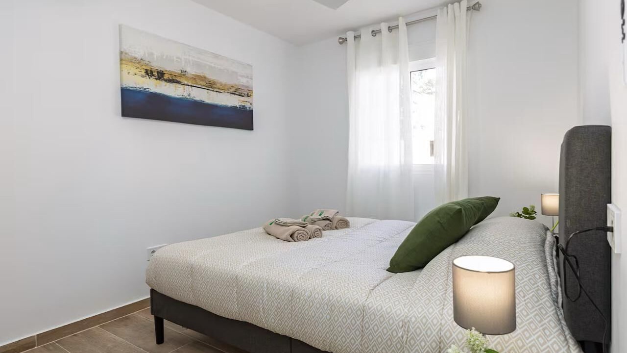 Photo of Bedroom in Torrent