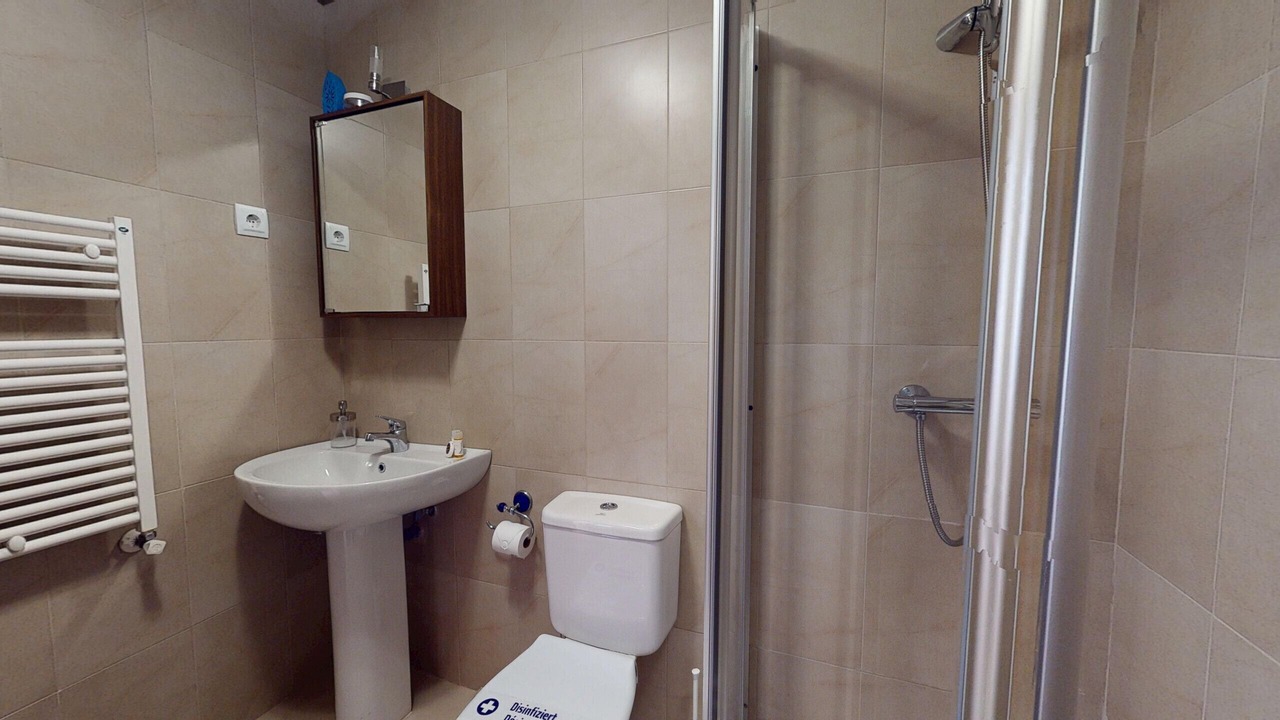 Photo of Bathroom in Roldan