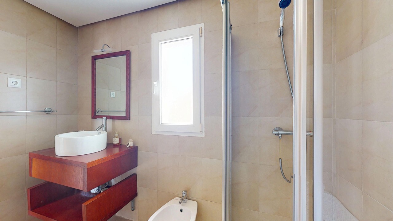 Photo of Bathroom in Roldan