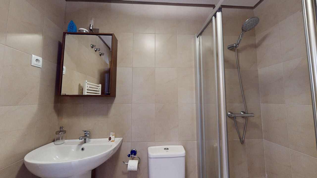 Photo of Bathroom in Roldan