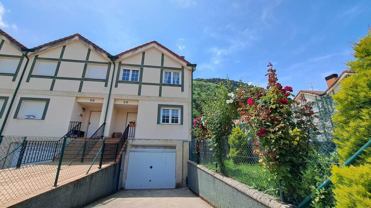 Photo of Outdoor in Espinosa de los Monteros